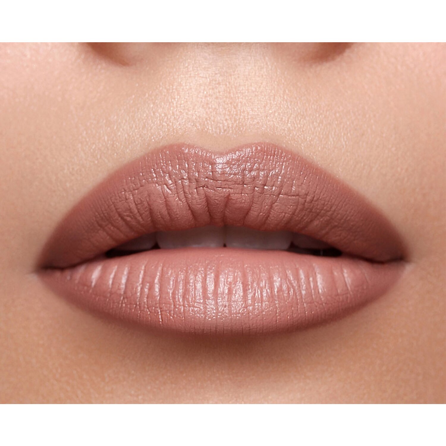 I NEED A NUDE (BARRA DE LABIOS)